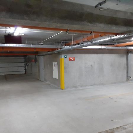 Apartament Apartament Kapitański Mostek 17A z widokiem na port i latarnię morską oraz garażem Kołobrzeg Zewnętrze zdjęcie