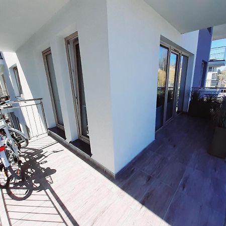 Apartament Apartament Kapitański Mostek 17A z widokiem na port i latarnię morską oraz garażem Kołobrzeg Zewnętrze zdjęcie