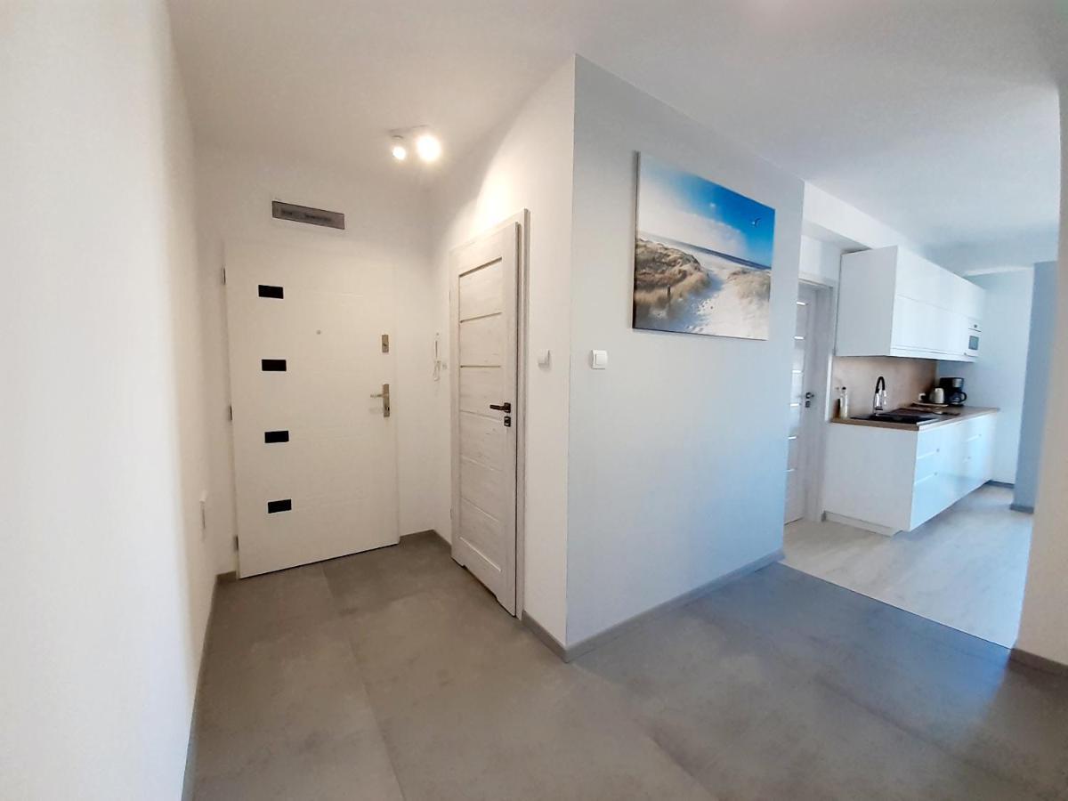 Apartament Apartament Kapitański Mostek 17A z widokiem na port i latarnię morską oraz garażem Kołobrzeg Zewnętrze zdjęcie